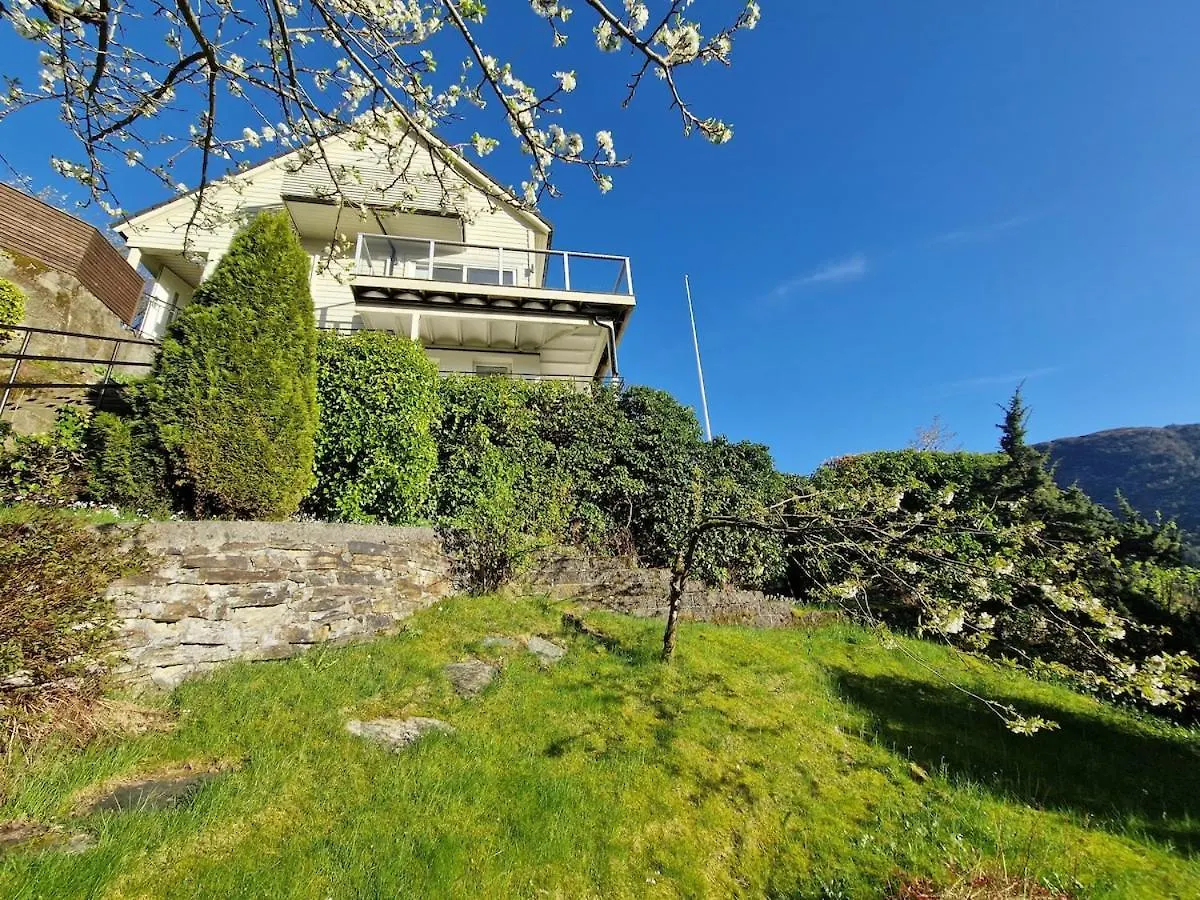 Apartamento Cozy Flat With Lake View And 15 Min From Bergen Noruega