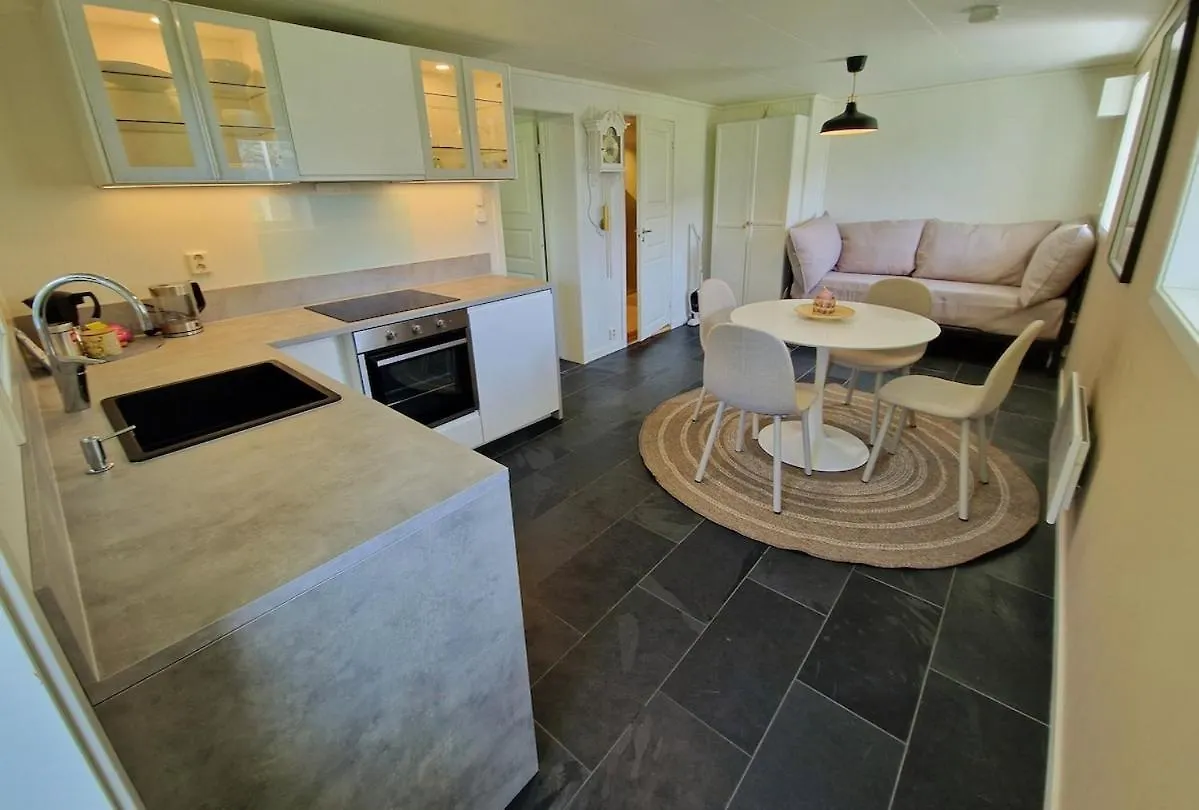 Cozy Flat With Lake View And 15 Min From Bergen Apartamento