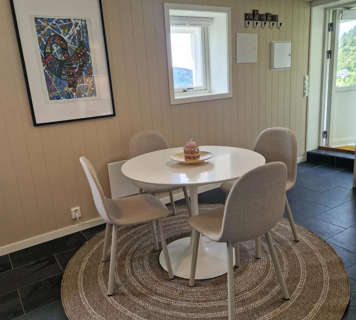 Apartamento Cozy Flat With Lake View And 15 Min From Bergen